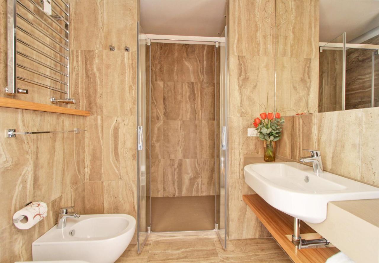 Hortisallustio Luxury * Rom